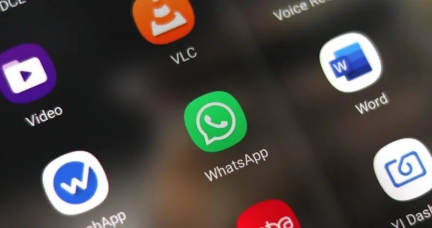 WhatsApp готує власну систему обміну файлами — аналог AirDrop з «фішкою» Monobank