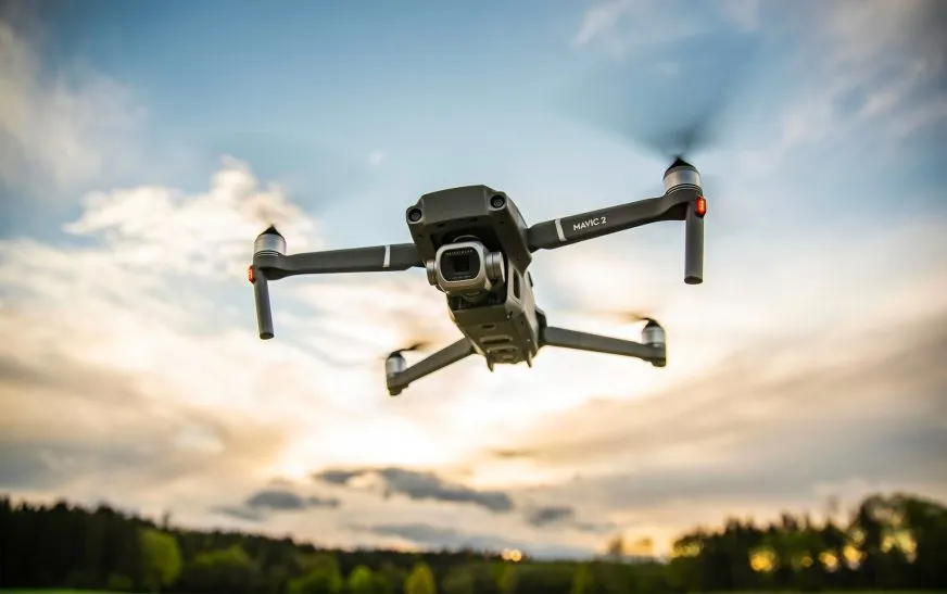 Виробник дронів DJI оскаржує статус «китайської військової компанії» у суді проти Пентагону
