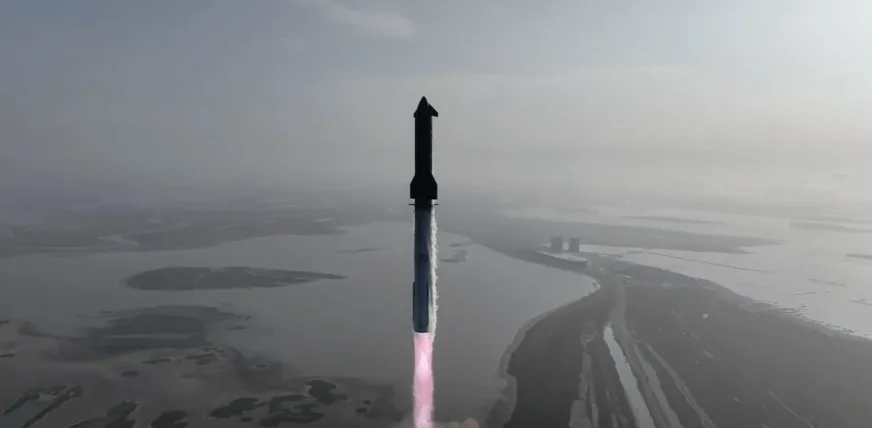 SpaceX успішно завершила дев’ятий тестовий політ Starship, але з проблемами