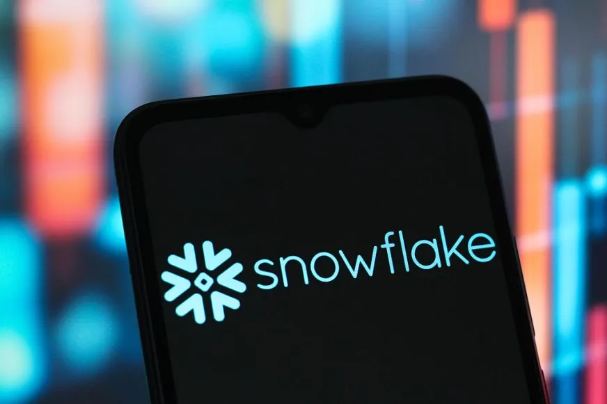 Snowflake покупает Crunchy Data для расширения поддержки PostgreSQL и AI-решений