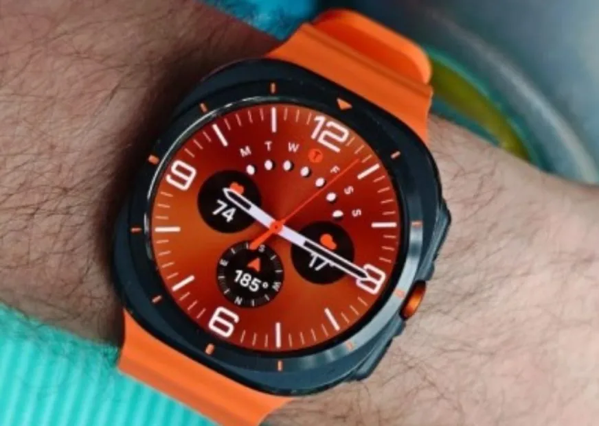 Первые живые фото Galaxy Watch 8 Classic и детали дизайна и релиза