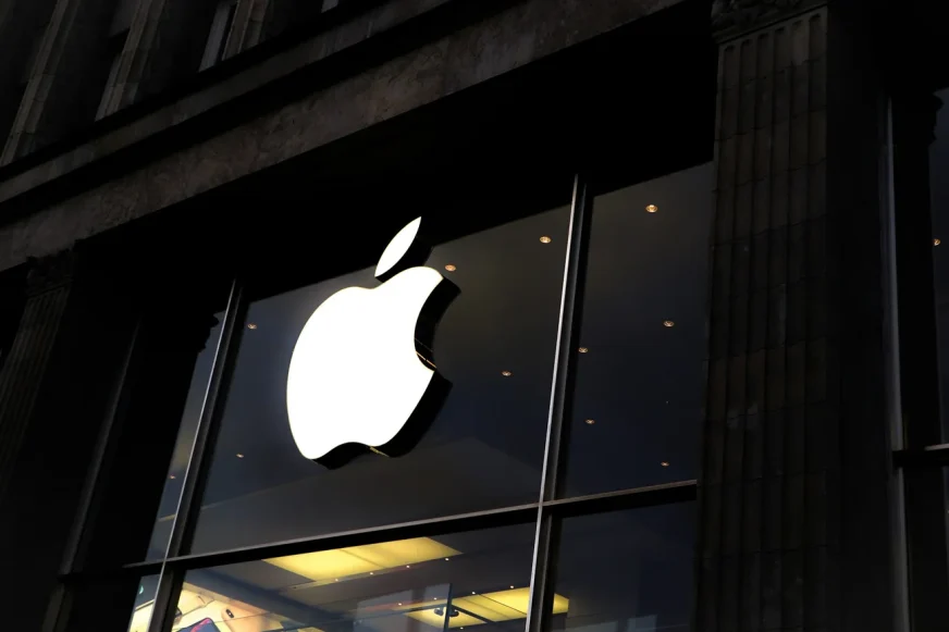 Apple розглядає придбання ШІ-пошуковика Perplexity: можливий рекордний контракт