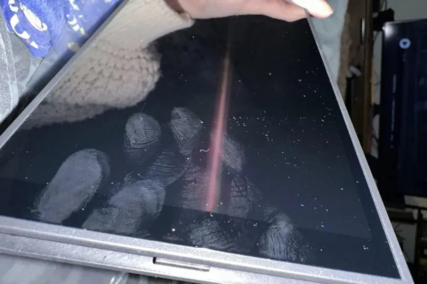 Покупатели Nintendo Switch 2 жалуются на открытые коробки и загрязненные экраны