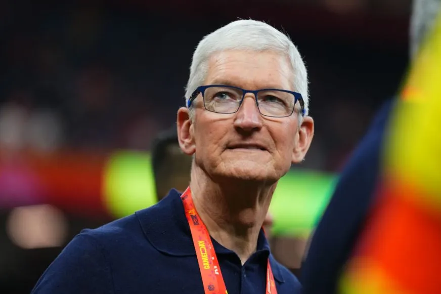 Meta залучила очільника розробки AI-моделей Apple для нового підрозділу