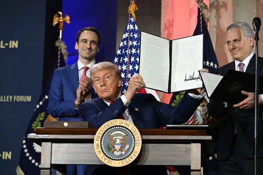Наказ Трампа щодо «антиwoke AI» може змінити правила для американських ІТ-компаній