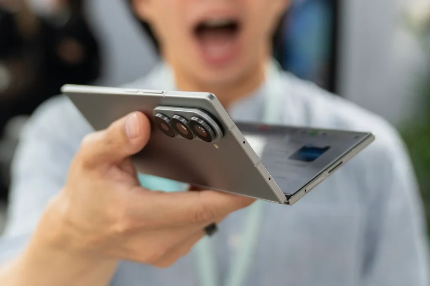 Samsung Galaxy Z Fold7 успешно прошел экстремальные испытания на прочность