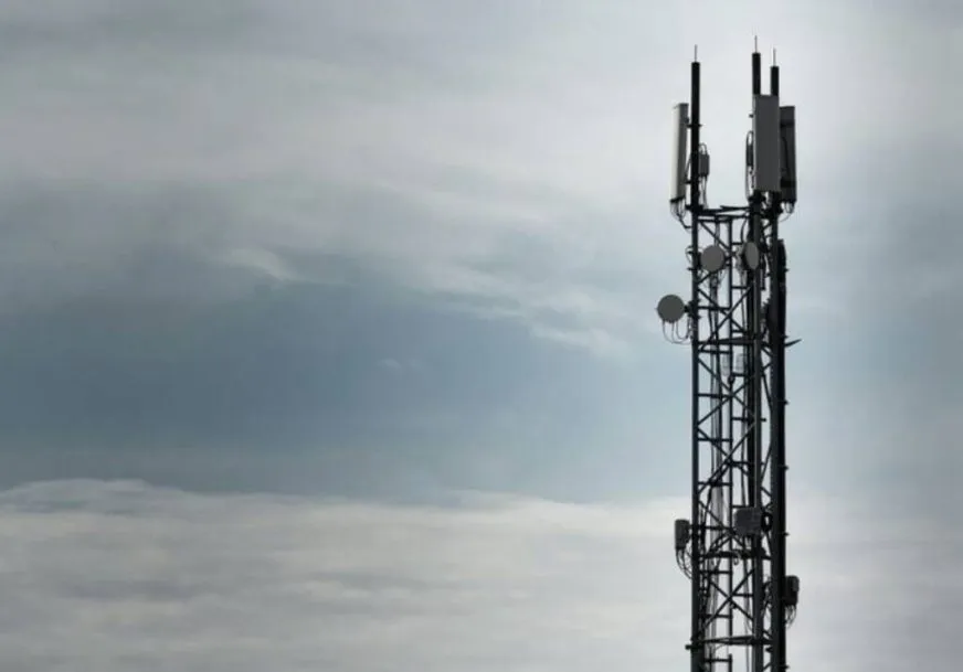 Китайские ученые разработали первый универсальный 6G-чип со скоростью более 100 Гбит/с