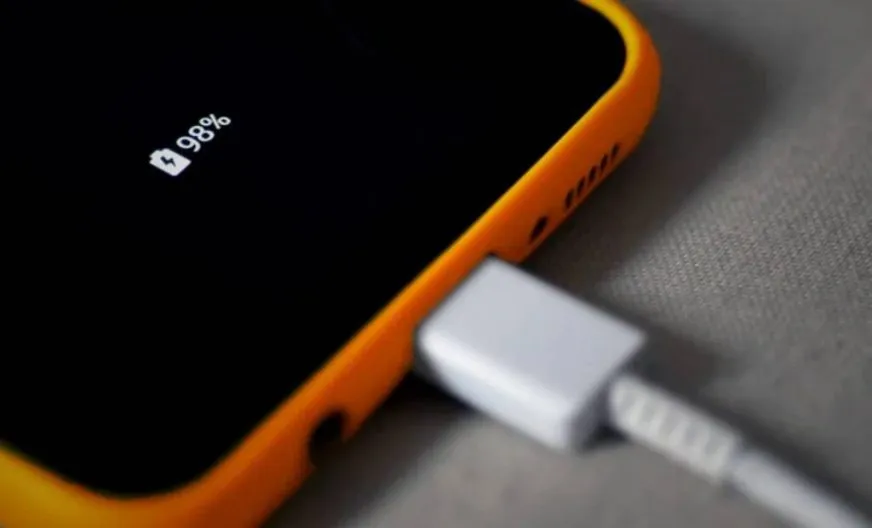 Як захистити особисті дані від крадіжки через публічні USB-порти
