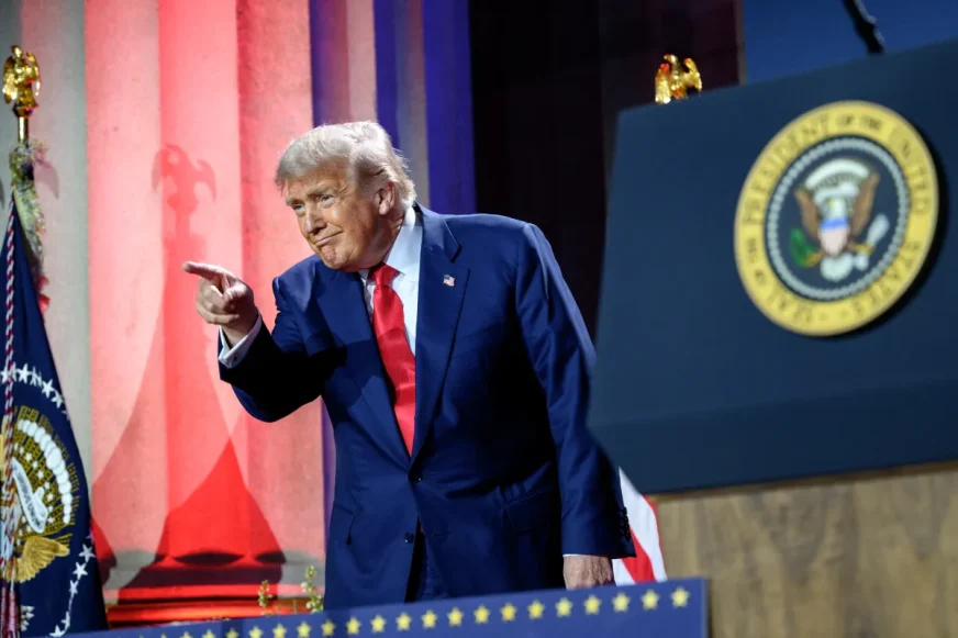 Біткоїн зростає після рішення Трампа про криптовалюти у пенсійних планах