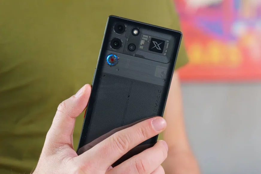 Nubia Red Magic 10S Pro+ втретє поспіль очолив рейтинг найпотужніших Android-смартфонів AnTuTu