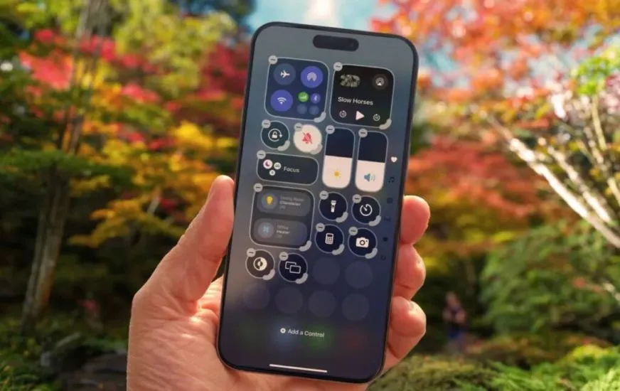 Apple объяснила главную причину проблем с батареей и нагревом после обновления iOS 26