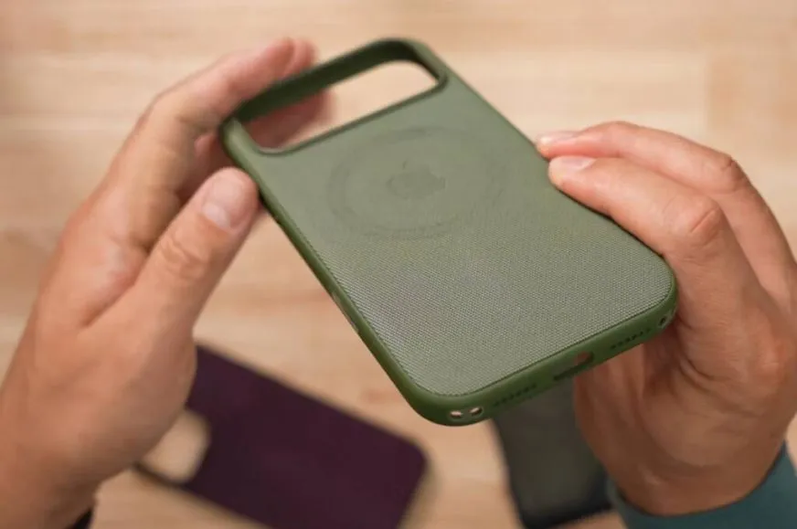 Apple представила міцніші чохли TechWoven для iPhone 17: огляд і особливості