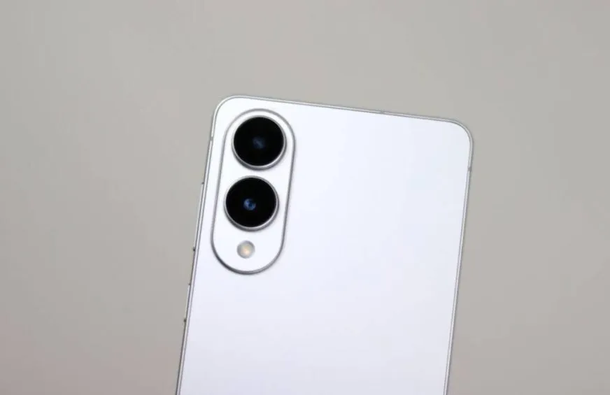 Samsung впроваджує щомісячний цикл презентацій нових смартфонів у 2025 році