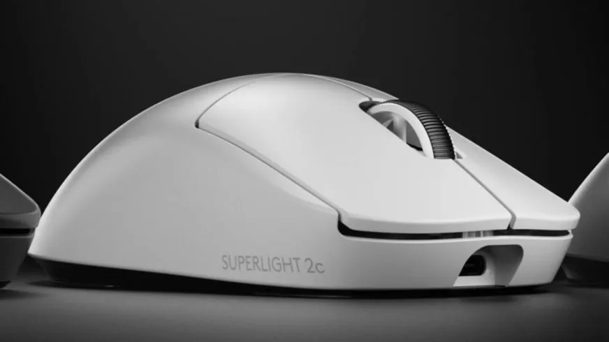 Logitech презентувала компактну ігрову мишу Pro X Superlight 2c з сенсором Hero 2