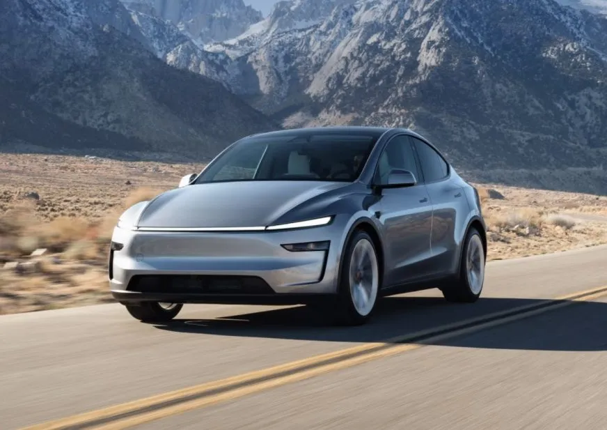 Tesla закликає EPA не послаблювати екологічні норми, попри заяви Трампа про клімат