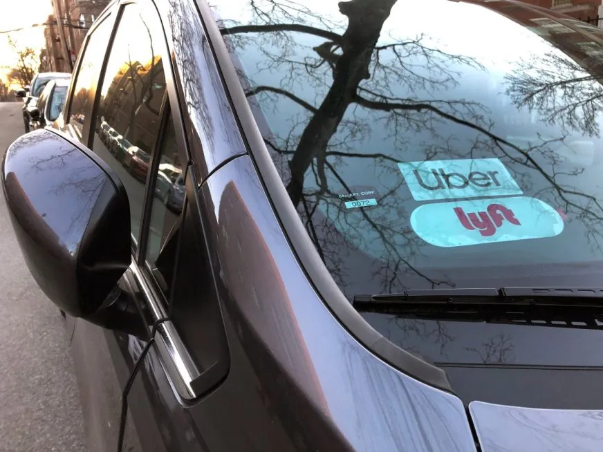 Водители Uber и Lyft в Калифорнии получат право на объединение в профсоюзы