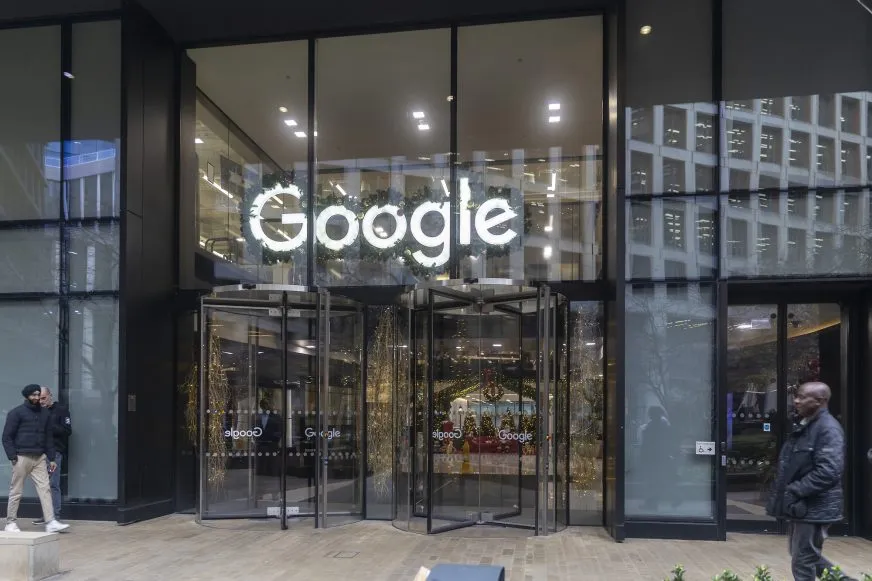 Google в 2025 году повторно наняла 20% инженеров в области искусственного интеллекта