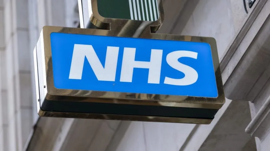 DXS International підтвердила кібератаку з ризиком витоку даних для NHS Англії
