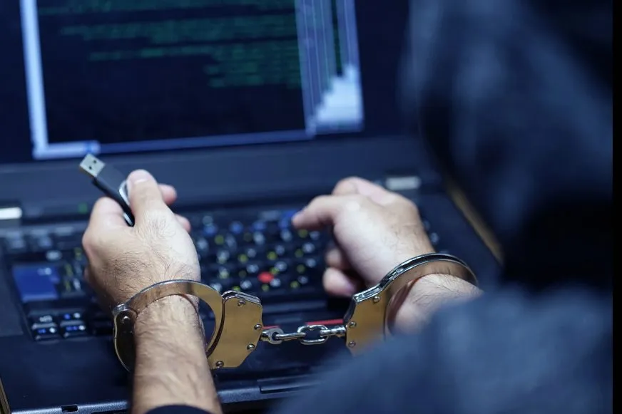 У Франції озброєні злодії пограбували будинок і викрали USB-накопичувач із криптовалютою