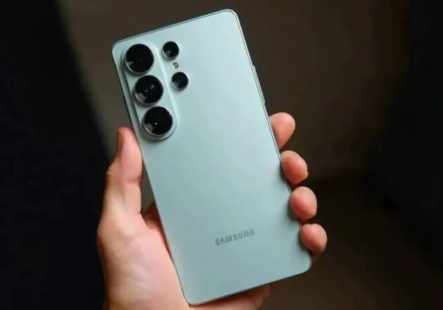 Аксесуари для Samsung Galaxy S26 Ultra: нові чохли та захисні плівки до релізу