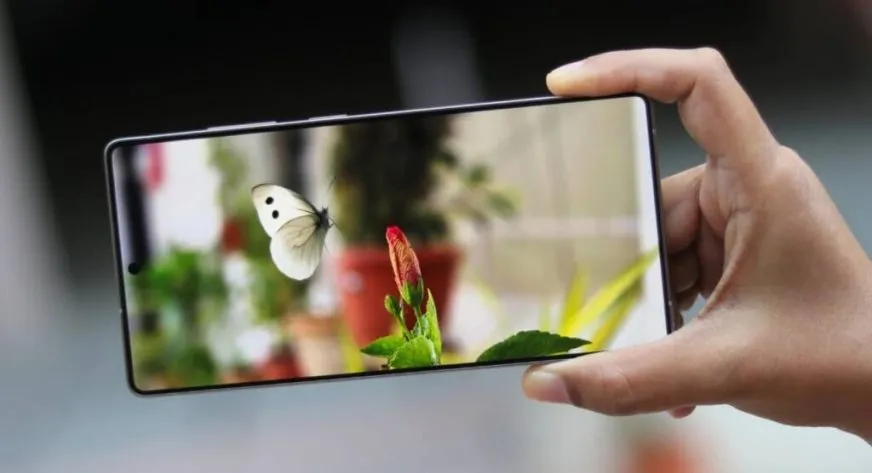 Samsung Galaxy S26 Ultra отримає нове міцне скло з антибліковим шаром