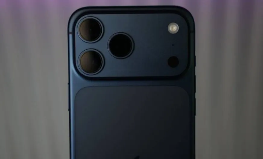 Apple тестує знімний телеконвертер для iPhone 18 Pro: можливості та особливості