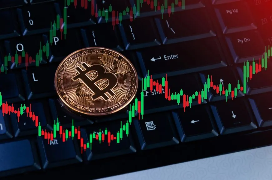 Падение биткойна совпадает с арестами руководителей криптокомпаний — соцсети