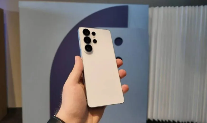 Galaxy S26 Ultra отримав швидку зарядку 60 Вт і випередив iPhone 17 Pro Max