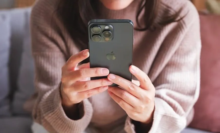 Apple випустила критичне оновлення iOS 26.3 для захисту від хакерських атак