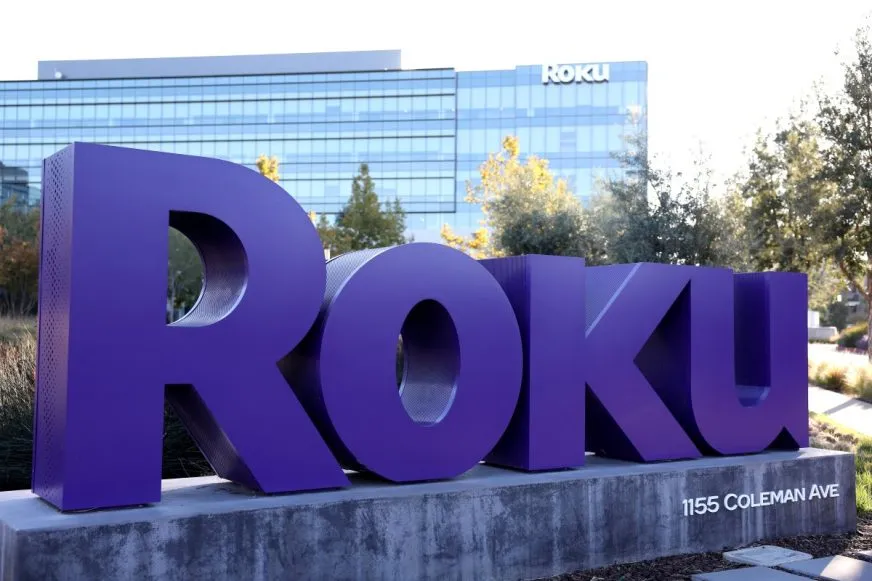 Roku анонсирует запуск стриминговых пакетов и расширение сервиса Howdy в 2026 году