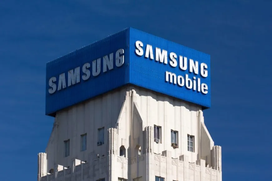 Samsung Mobile переходить на китайські OLED-панелі для зниження витрат