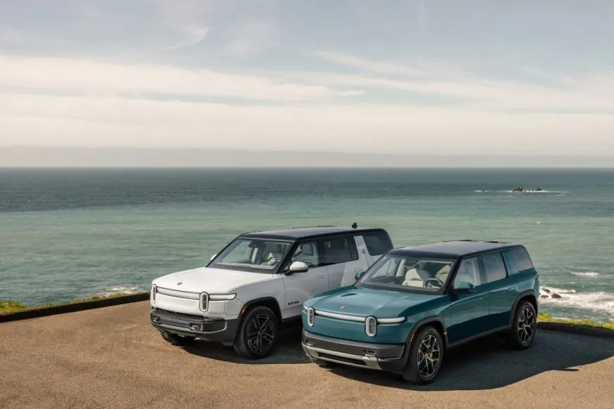 Rivian начала производство электрических внедорожников R2 несмотря на повреждения завода торнадо