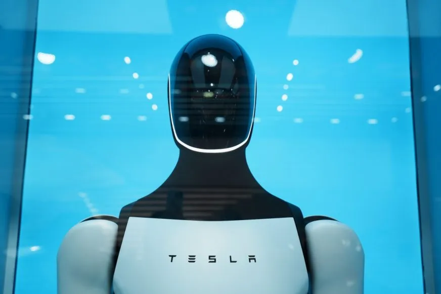 Tesla увеличит инвестиции до $25 млрд в 2026 году: на что направят средства
