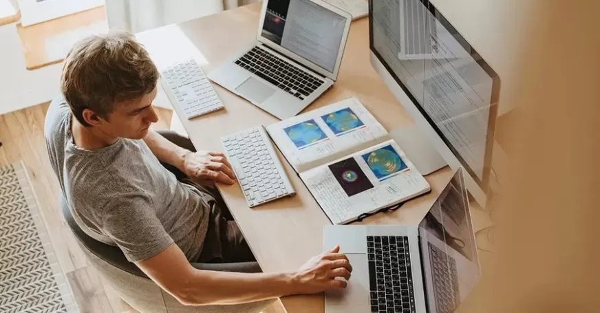Украинские IT-специалисты ищут работу по несколько месяцев из-за конкуренции