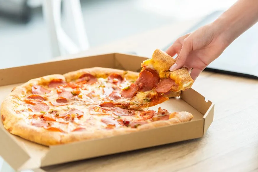 Chaac Pizza Northeast вимагає від Pizza Hut $100 млн через збитки від ШІ Dragontail