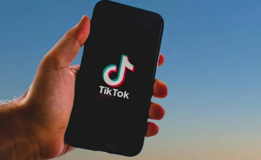 TikTok ускладнює відмову від збору даних для навчання штучного інтелекту