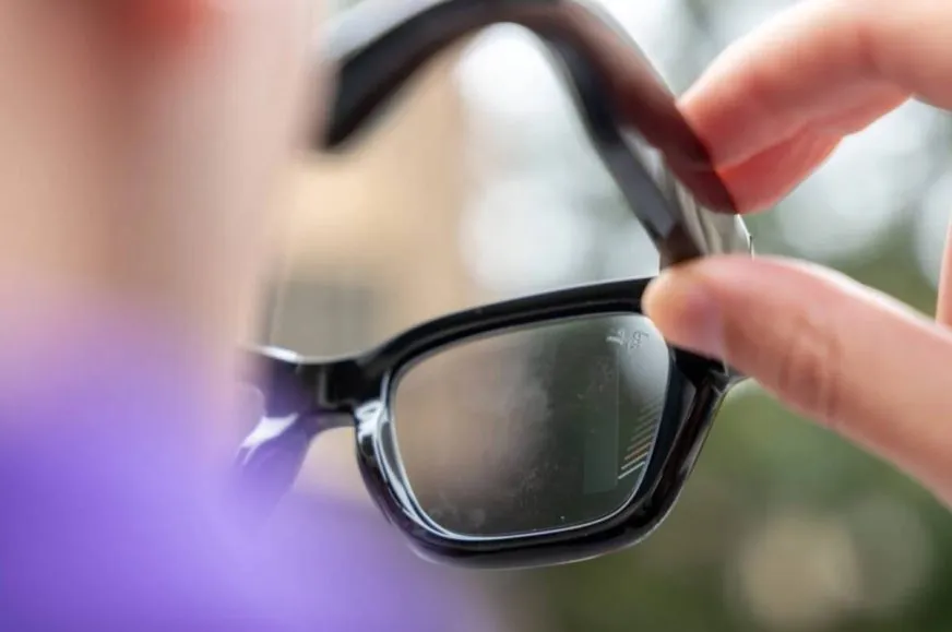 Meta відкрила доступ до розробки застосунків для окулярів Ray-Ban Display