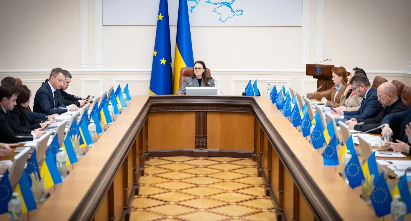Уряд зменшив частку співфінансування для прифронтових громад України