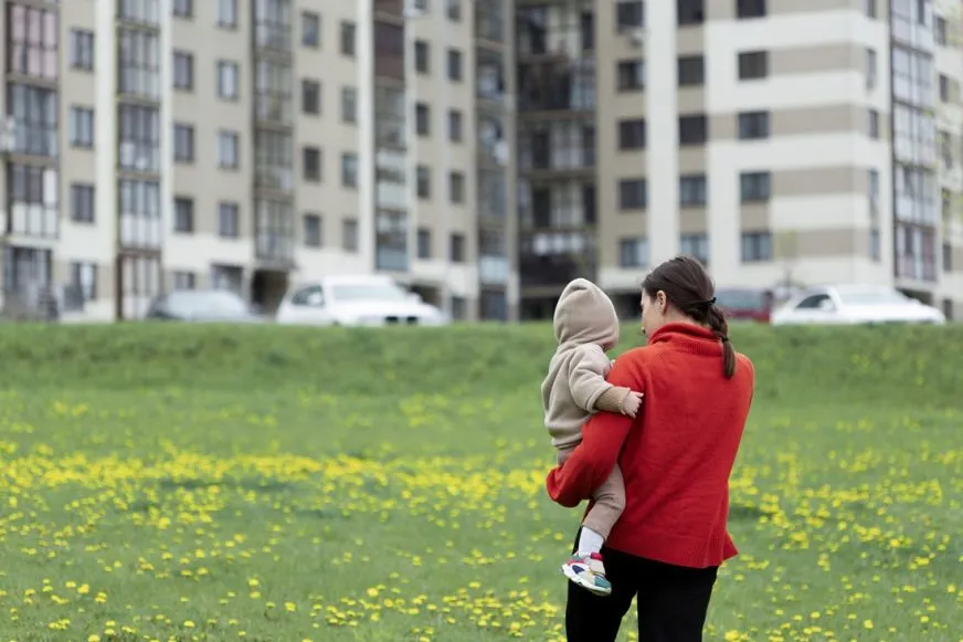 ВПО могут потерять социальное жилье в случае роста доходов: условия и процедура